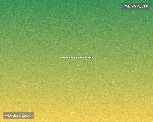 网球赛场决胜时刻双方拼劲谁能笑到最后胜利的曙光在眼前